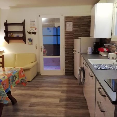 Appartement Classe 3 Etoiles Au 1Er Etage D'Une Maison Avec Jardin Dans Un Quartier Calme كافالير سور مير المظهر الخارجي الصورة