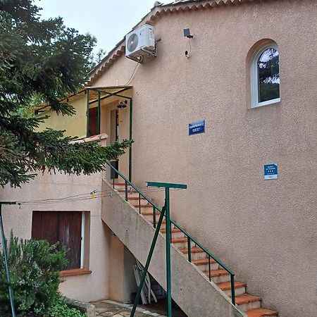 Appartement Classe 3 Etoiles Au 1Er Etage D'Une Maison Avec Jardin Dans Un Quartier Calme كافالير سور مير المظهر الخارجي الصورة